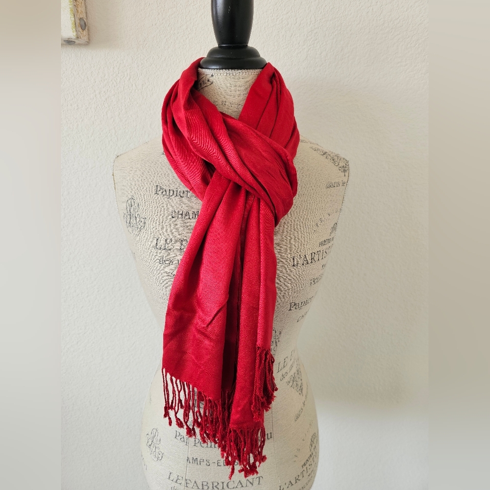 Jones New York Bright Red Tassel Shawl Scarf New With Tags